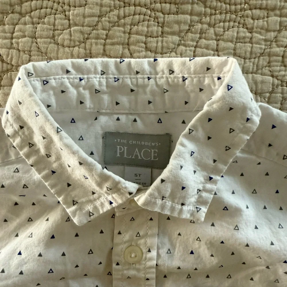 The Children's Place Gray and White Button-Down Shirts‎